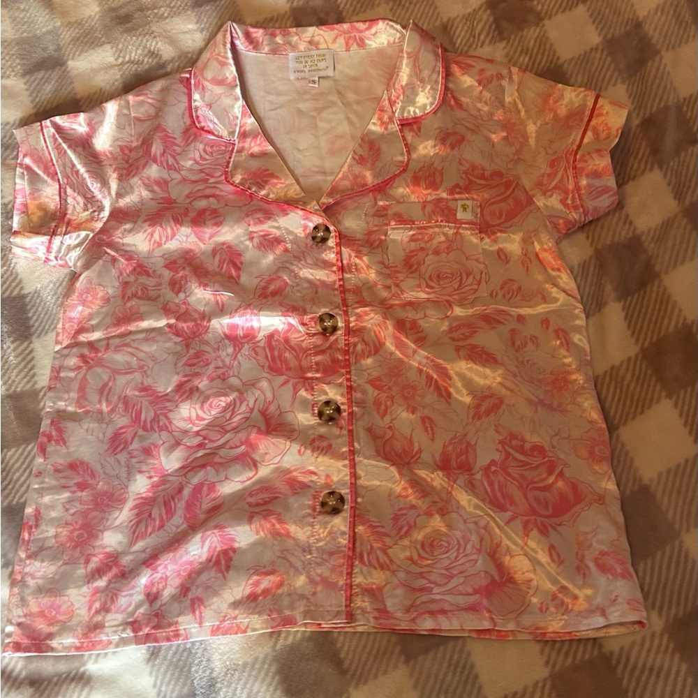 Simply Southern Pink and Cream Satin Shirt